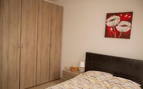 Diana'S Apartment